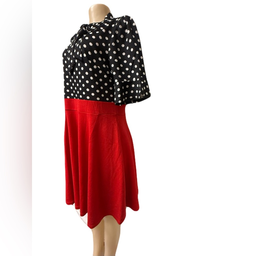 Black and White A-Line Mini Dress with Puff Sleeves - Picture 2 of 6